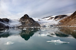 Svalbard Archipelego
 Hero